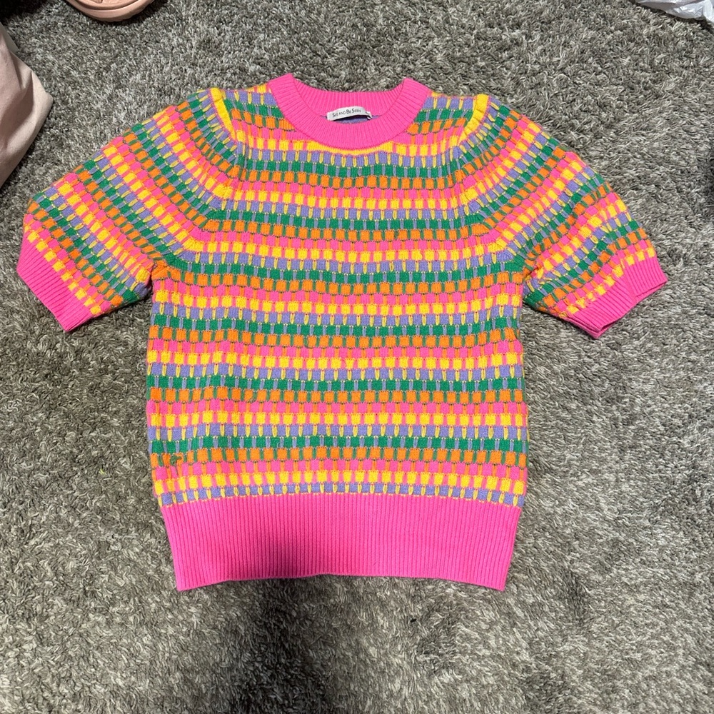 SEE AND BE SEEN short sleeve sweater